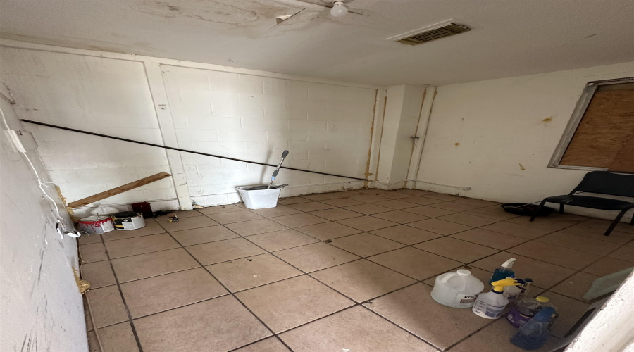 919 San Bernardo Ave, Laredo, Texas 78040, ,2 BathroomsBathrooms,Commercial retail/office,For Rent,919 San Bernardo Ave,20261730