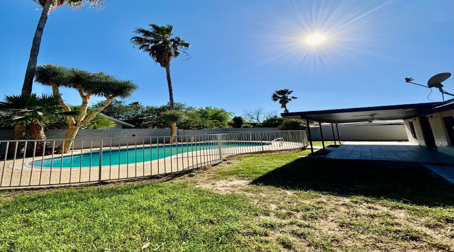 211 Esperanza Dr, Laredo, Texas 78041, 4 Bedrooms Bedrooms, 6 Rooms Rooms,2 BathroomsBathrooms,Residential,For Sale,211 Esperanza Dr,20261230