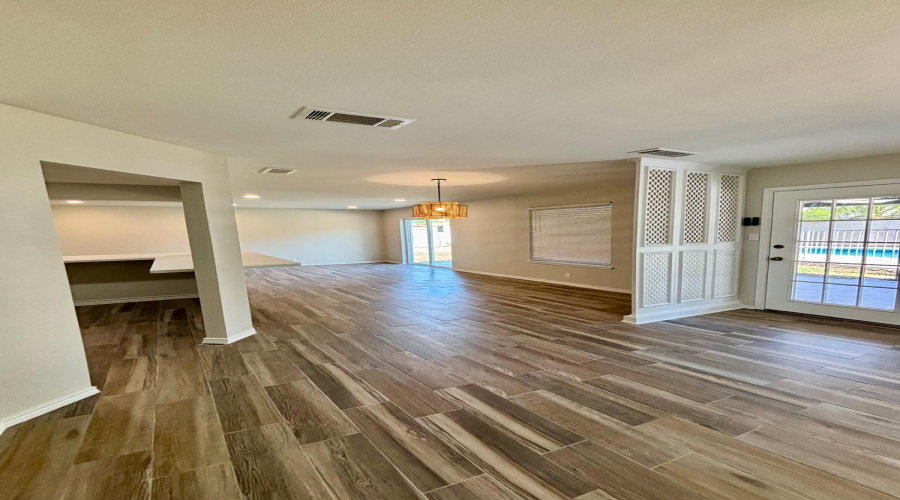 211 Esperanza Dr, Laredo, Texas 78041, 4 Bedrooms Bedrooms, 6 Rooms Rooms,2 BathroomsBathrooms,Residential,For Sale,211 Esperanza Dr,20261230