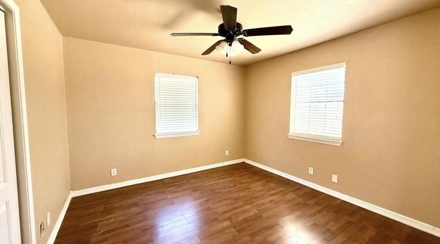 1514 Dove Trail Ct, Laredo, Texas 78041, 4 Bedrooms Bedrooms, 6 Rooms Rooms,2 BathroomsBathrooms,Residential,For Rent,1514 Dove Trail Ct,20261738