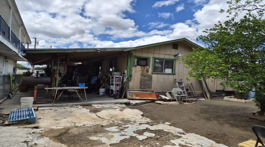 2215 San Dario Ave, LAREDO, Texas 78040, ,Multi-family,For Sale,2215 San Dario Ave,20261732