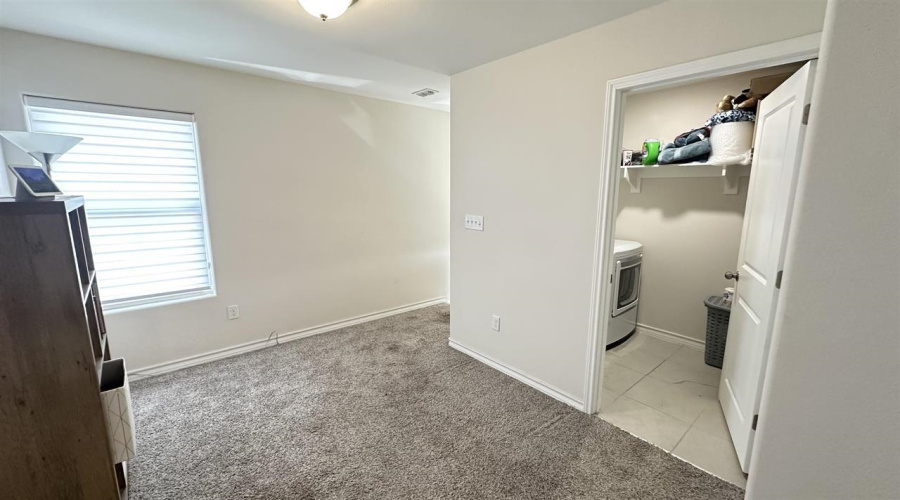 3614 Jorge Sosa, Laredo, Texas 78046, 4 Bedrooms Bedrooms, 6 Rooms Rooms,2 BathroomsBathrooms,Residential,For Sale,3614 Jorge Sosa,20261739