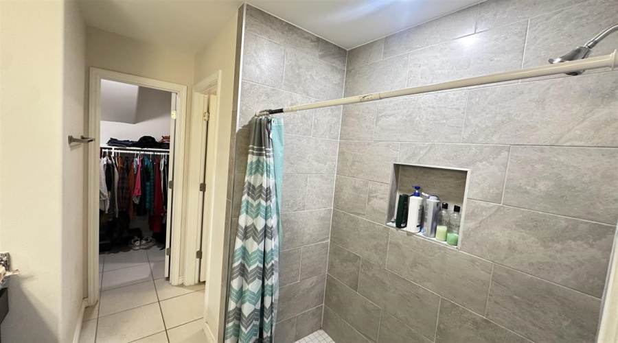 3614 Jorge Sosa, Laredo, Texas 78046, 4 Bedrooms Bedrooms, 6 Rooms Rooms,2 BathroomsBathrooms,Residential,For Sale,3614 Jorge Sosa,20261739