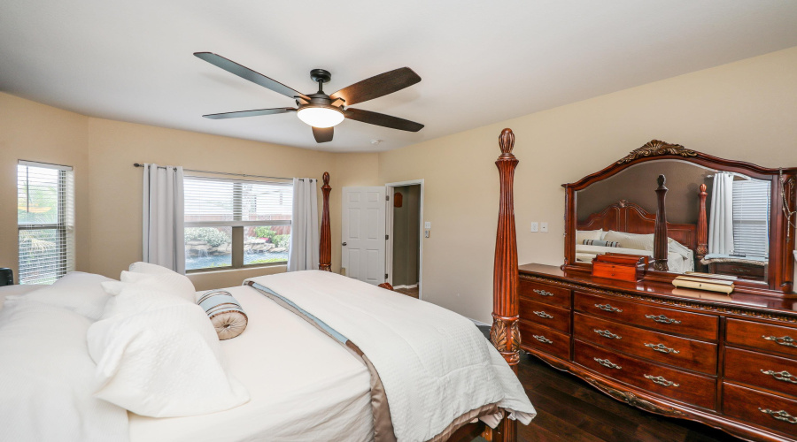 217 Washingtonia Dr, Laredo, Texas 78045, 4 Bedrooms Bedrooms, 9 Rooms Rooms,2 BathroomsBathrooms,Residential,For Sale,217 Washingtonia Dr,20261740