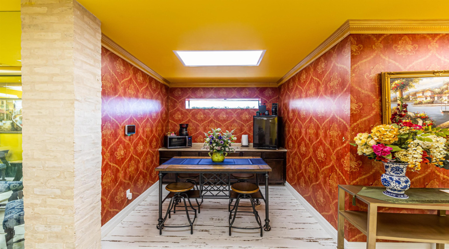 6502 N Bartlett Ave, Laredo, Texas 78041, 1 Room Rooms,2 BathroomsBathrooms,Commercial retail/office,For Rent,6502 N Bartlett Ave,20261746