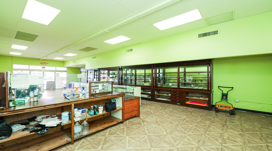 1217 Hidalgo St, Laredo, Texas 78040, 1 Room Rooms,1 BathroomBathrooms,Commercial retail/office,For Sale,1217 Hidalgo St,20261751