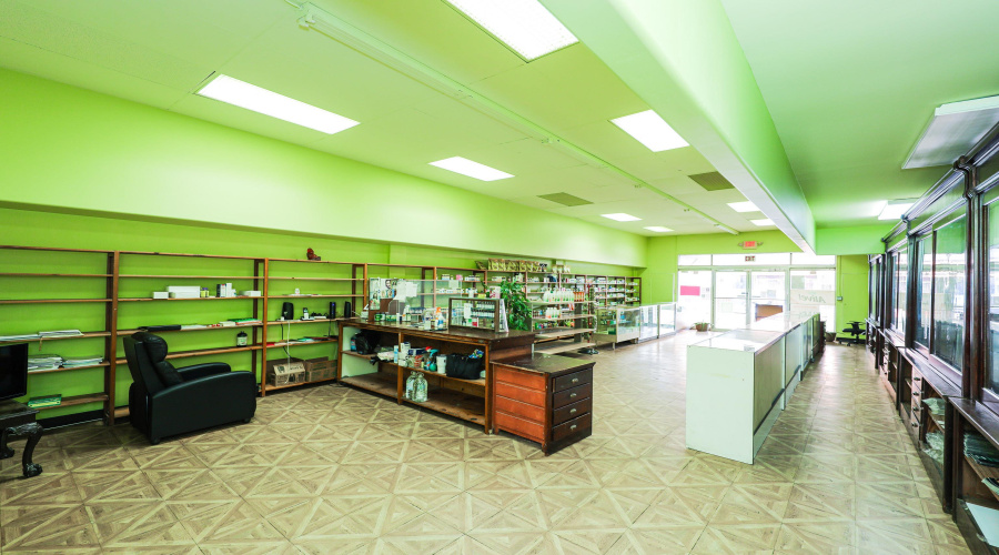 1217 Hidalgo St, Laredo, Texas 78040, 1 Room Rooms,1 BathroomBathrooms,Commercial retail/office,For Sale,1217 Hidalgo St,20261751