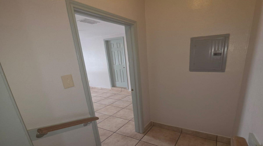 1013 N Canada Ave, Laredo, Texas 78043, ,Multi-family,For Sale,1013 N Canada Ave,20261754