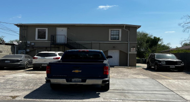 1013 N Canada Ave, Laredo, Texas 78043, ,Multi-family,For Sale,1013 N Canada Ave,20261754