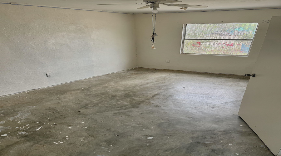 614 Morales, El Cenizo, Texas 78046, ,Multi-family,For Sale,614 Morales,20261758