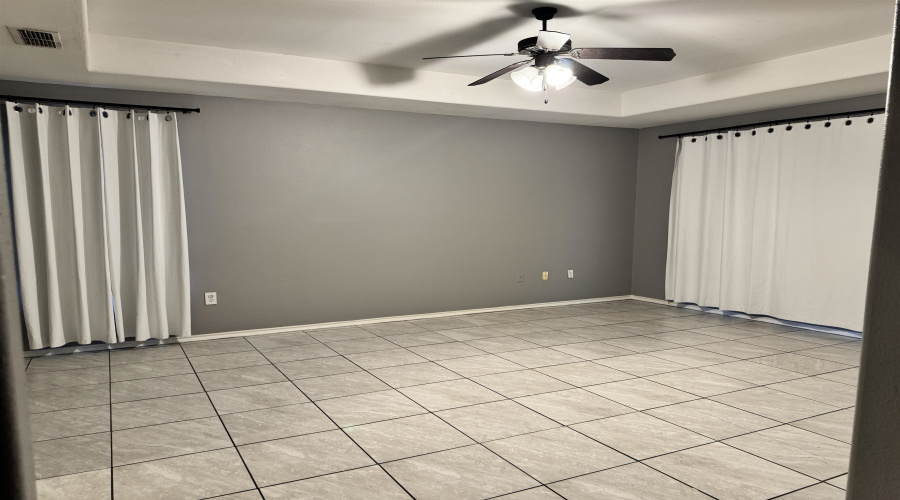 3622 Sereno Dr., Laredo, Texas 78046, 3 Bedrooms Bedrooms, 5 Rooms Rooms,2 BathroomsBathrooms,Residential,For Sale,3622 Sereno Dr.,20261753