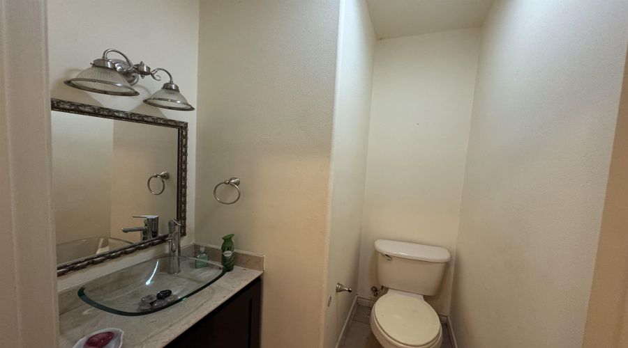 5510 Marble Falls St, Laredo, Texas 78046, 3 Bedrooms Bedrooms, 6 Rooms Rooms,2 BathroomsBathrooms,Residential,For Sale,5510 Marble Falls St,20261759