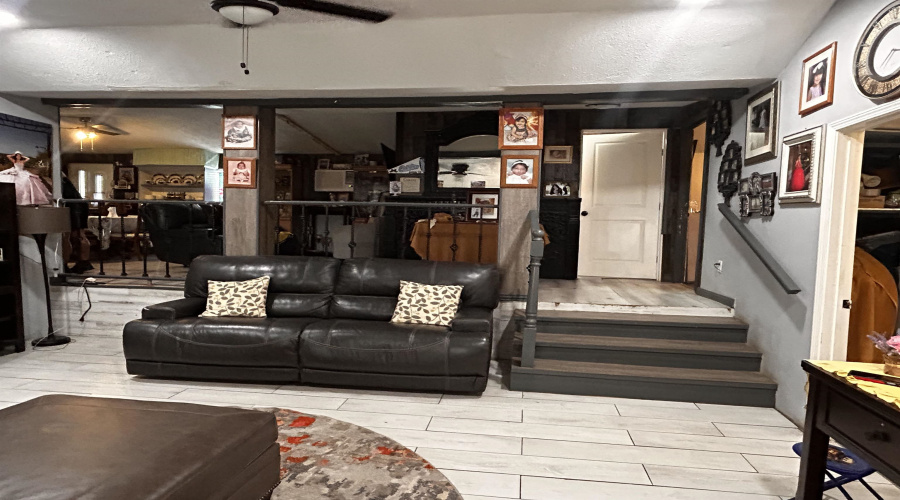 2818 Mendiola Ave, Laredo, Texas 78043, 3 Bedrooms Bedrooms, 5 Rooms Rooms,1 BathroomBathrooms,Residential,For Sale,2818 Mendiola Ave,20261762