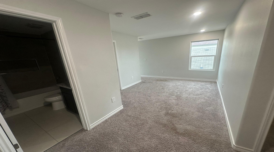 2310 Durazno Ct., Laredo, Texas 78046, 4 Bedrooms Bedrooms, 6 Rooms Rooms,2 BathroomsBathrooms,Residential,For Rent,2310 Durazno Ct.,20261764