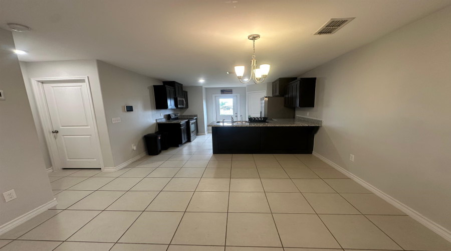 2310 Durazno Ct., Laredo, Texas 78046, 4 Bedrooms Bedrooms, 6 Rooms Rooms,2 BathroomsBathrooms,Residential,For Rent,2310 Durazno Ct.,20261764