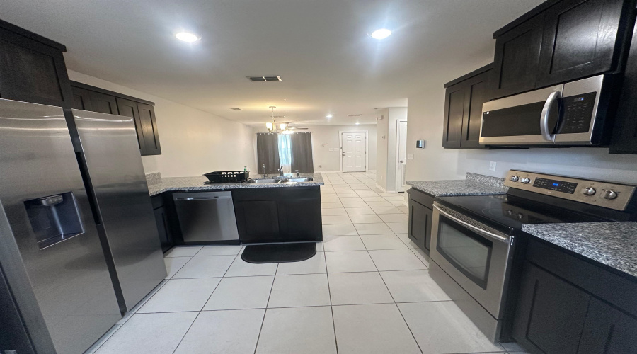 2310 Durazno Ct., Laredo, Texas 78046, 4 Bedrooms Bedrooms, 6 Rooms Rooms,2 BathroomsBathrooms,Residential,For Rent,2310 Durazno Ct.,20261764