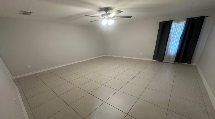 2310 Durazno Ct., Laredo, Texas 78046, 4 Bedrooms Bedrooms, 6 Rooms Rooms,2 BathroomsBathrooms,Residential,For Rent,2310 Durazno Ct.,20261764