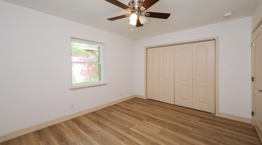 2318 Locust St, Laredo, Texas 78045-0000, 4 Bedrooms Bedrooms, 7 Rooms Rooms,3 BathroomsBathrooms,Residential,For Sale,2318 Locust St,20261765