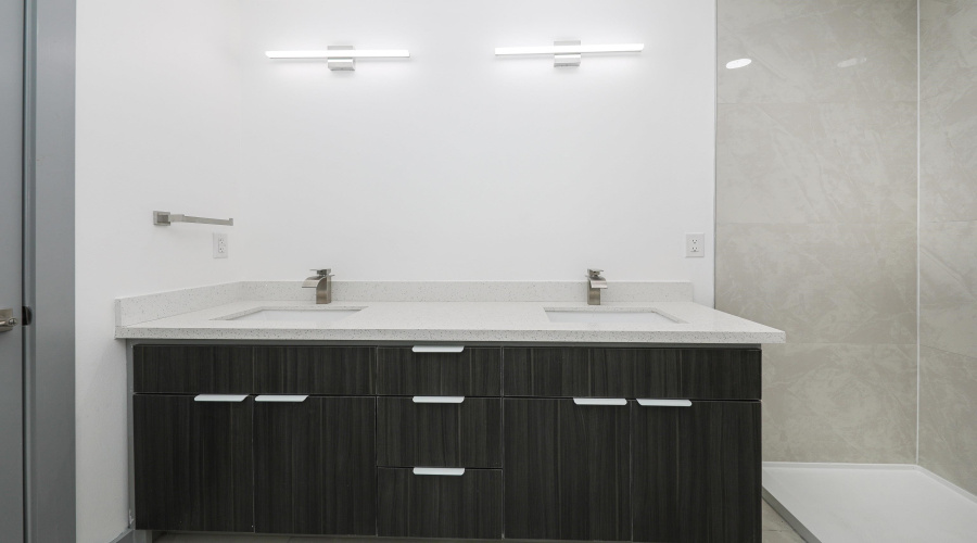 1011 Emerald Valley Dr., Laredo, Texas 78043, 3 Bedrooms Bedrooms, 6 Rooms Rooms,2 BathroomsBathrooms,Residential,For Sale,1011 Emerald Valley Dr.,20261766