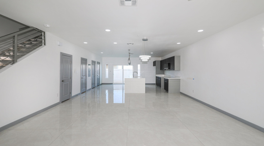 1011 Emerald Valley Dr., Laredo, Texas 78043, 3 Bedrooms Bedrooms, 6 Rooms Rooms,2 BathroomsBathrooms,Residential,For Sale,1011 Emerald Valley Dr.,20261766