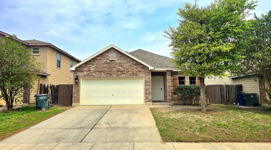 11119 Capistran Lp, Laredo, Texas 78045, 3 Bedrooms Bedrooms, 5 Rooms Rooms,2 BathroomsBathrooms,Residential,For Sale,11119 Capistran Lp,20261768