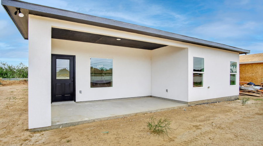 2410 Durazno Ct., Laredo, Texas 78046-8009, 4 Bedrooms Bedrooms, 6 Rooms Rooms,2 BathroomsBathrooms,Residential,For Sale,2410 Durazno Ct.,20260203