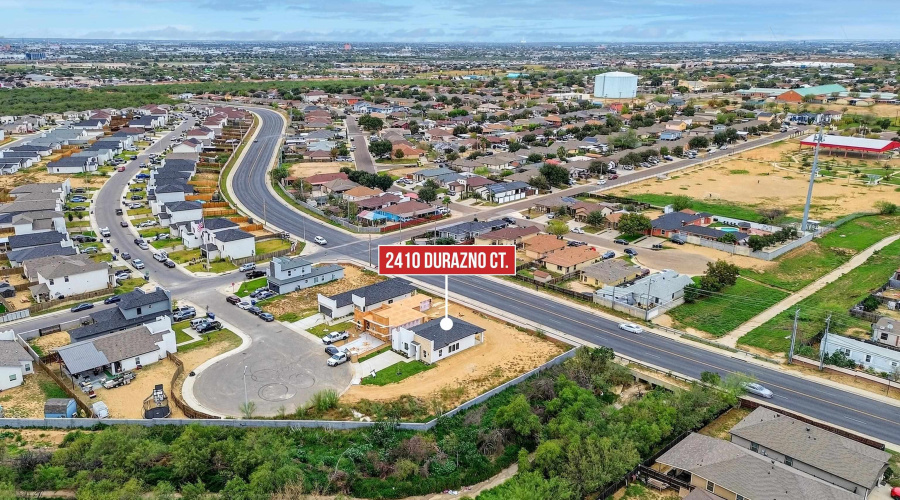 2410 Durazno Ct., Laredo, Texas 78046-8009, 4 Bedrooms Bedrooms, 6 Rooms Rooms,2 BathroomsBathrooms,Residential,For Sale,2410 Durazno Ct.,20260203