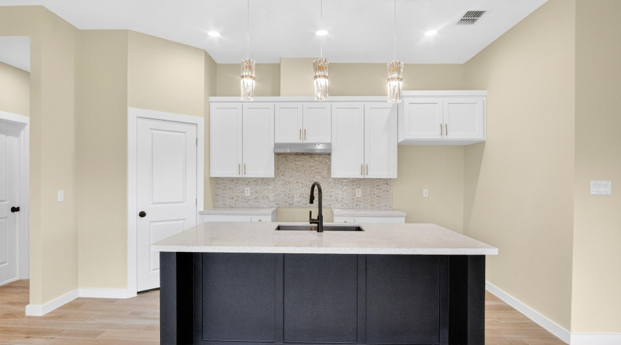 2410 Durazno Ct., Laredo, Texas 78046-8009, 4 Bedrooms Bedrooms, 6 Rooms Rooms,2 BathroomsBathrooms,Residential,For Sale,2410 Durazno Ct.,20260203