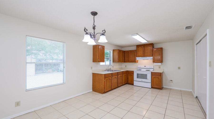 814 Chalan Dr, Laredo, Texas 78045, 3 Bedrooms Bedrooms, 6 Rooms Rooms,2 BathroomsBathrooms,Residential,For Sale,814 Chalan Dr,20261665