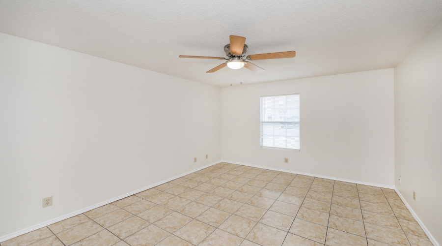 814 Chalan Dr, Laredo, Texas 78045, 3 Bedrooms Bedrooms, 6 Rooms Rooms,2 BathroomsBathrooms,Residential,For Sale,814 Chalan Dr,20261665