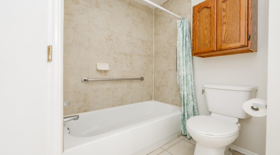 814 Chalan Dr, Laredo, Texas 78045, 3 Bedrooms Bedrooms, 6 Rooms Rooms,2 BathroomsBathrooms,Residential,For Sale,814 Chalan Dr,20261665