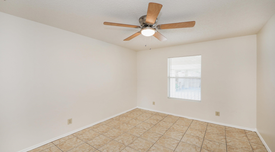 814 Chalan Dr, Laredo, Texas 78045, 3 Bedrooms Bedrooms, 6 Rooms Rooms,2 BathroomsBathrooms,Residential,For Sale,814 Chalan Dr,20261665