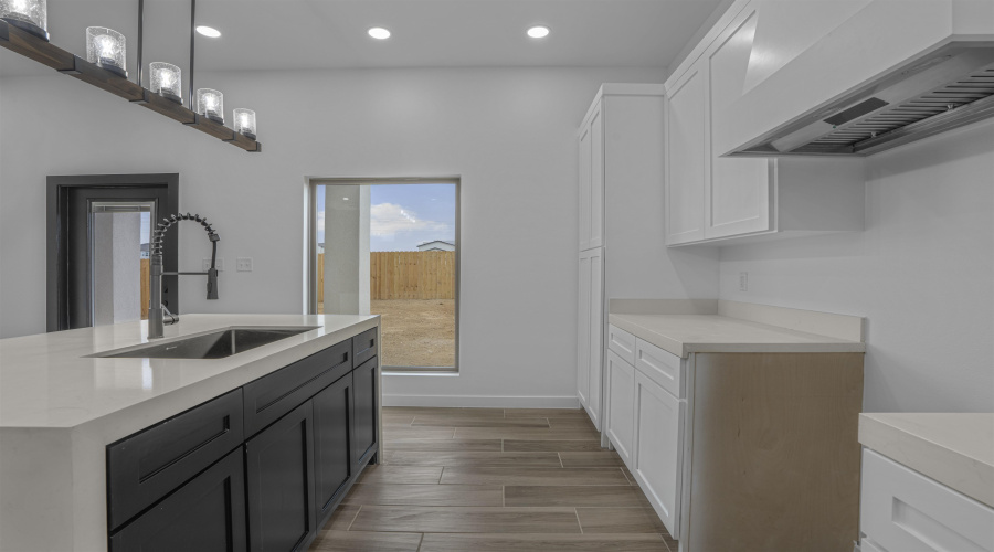 4003 Yoyis St., Laredo, Texas 78046, 3 Bedrooms Bedrooms, 5 Rooms Rooms,2 BathroomsBathrooms,Residential,For Sale,4003 Yoyis St.,20261769