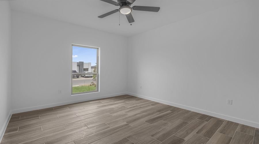 4003 Yoyis St., Laredo, Texas 78046, 3 Bedrooms Bedrooms, 5 Rooms Rooms,2 BathroomsBathrooms,Residential,For Sale,4003 Yoyis St.,20261769