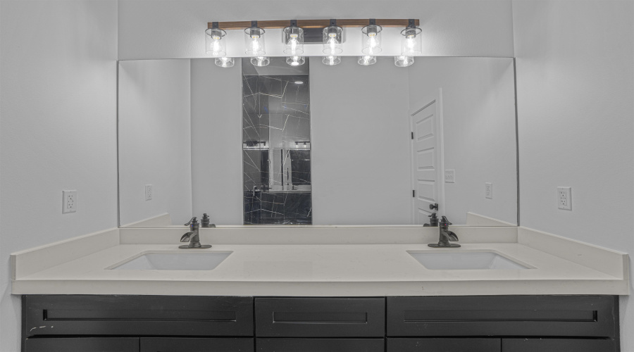 4003 Yoyis St., Laredo, Texas 78046, 3 Bedrooms Bedrooms, 5 Rooms Rooms,2 BathroomsBathrooms,Residential,For Sale,4003 Yoyis St.,20261769