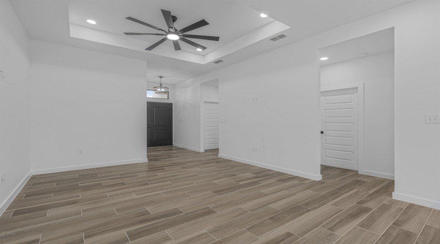 4003 Yoyis St., Laredo, Texas 78046, 3 Bedrooms Bedrooms, 5 Rooms Rooms,2 BathroomsBathrooms,Residential,For Sale,4003 Yoyis St.,20261769