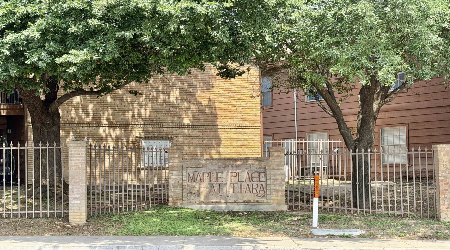 1752 Tiara Trl, Laredo, Texas 78045, 2 Bedrooms Bedrooms, 5 Rooms Rooms,2 BathroomsBathrooms,Residential,For Rent,1752 Tiara Trl,20261775