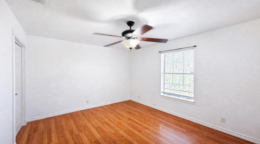 1504 Agave Dr, Laredo, Texas 78041, 5 Bedrooms Bedrooms, 7 Rooms Rooms,2 BathroomsBathrooms,Residential,For Sale,1504 Agave Dr,20261776