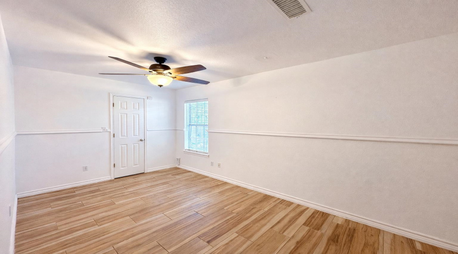 1504 Agave Dr, Laredo, Texas 78041, 5 Bedrooms Bedrooms, 7 Rooms Rooms,2 BathroomsBathrooms,Residential,For Sale,1504 Agave Dr,20261776