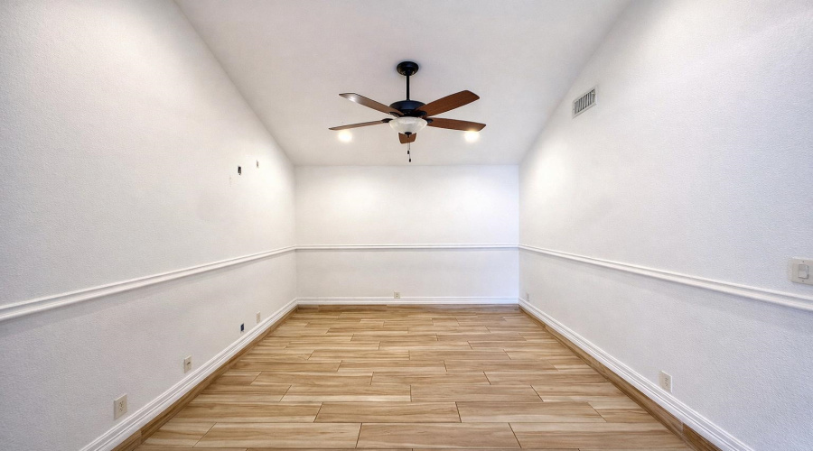 1504 Agave Dr, Laredo, Texas 78041, 5 Bedrooms Bedrooms, 7 Rooms Rooms,2 BathroomsBathrooms,Residential,For Sale,1504 Agave Dr,20261776