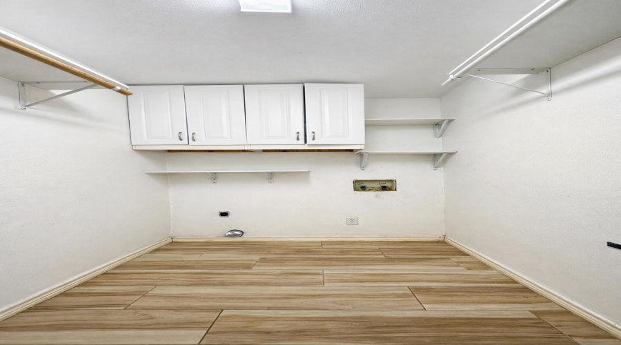 1504 Agave Dr, Laredo, Texas 78041, 5 Bedrooms Bedrooms, 7 Rooms Rooms,2 BathroomsBathrooms,Residential,For Sale,1504 Agave Dr,20261776