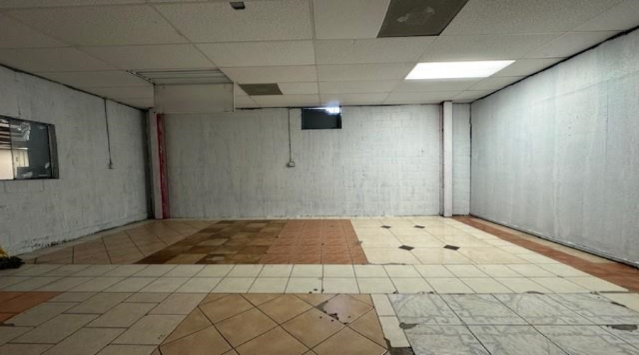 5802 McPherson Rd, Laredo, Texas 78041, 1 Room Rooms,3 BathroomsBathrooms,Commercial retail/office,For Rent,5802 McPherson Rd,20261787