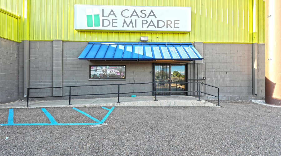 5802 McPherson Rd, Laredo, Texas 78041, 1 Room Rooms,3 BathroomsBathrooms,Commercial retail/office,For Rent,5802 McPherson Rd,20261787