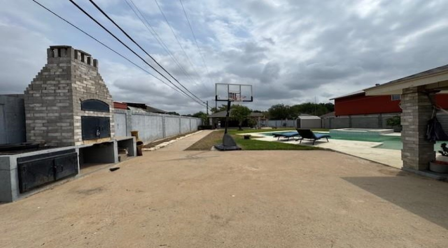 414 Albany Dr, Laredo, Texas 78045, ,Land,For Sale,414 Albany Dr,20261784
