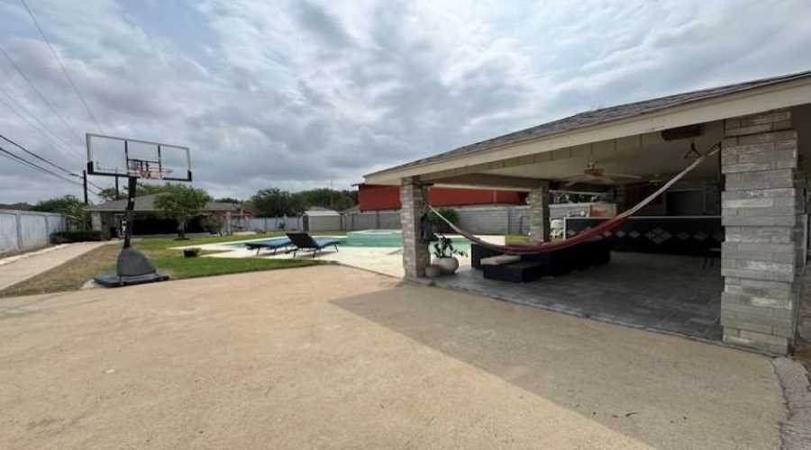 414 Albany Dr, Laredo, Texas 78045, ,Land,For Sale,414 Albany Dr,20261784