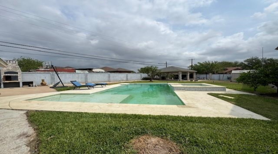 414 Albany Dr, Laredo, Texas 78045, ,Land,For Sale,414 Albany Dr,20261784