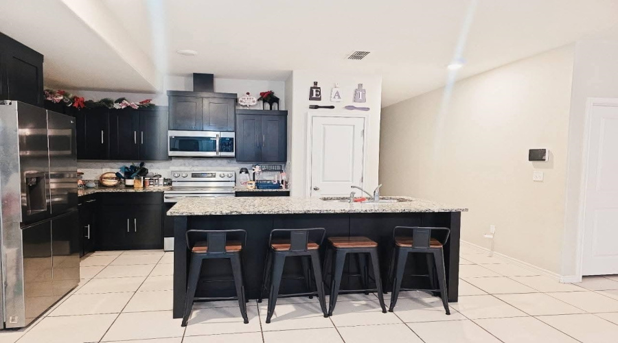 2214 Durazno Ct., laredo, Texas 78046, 4 Bedrooms Bedrooms, 6 Rooms Rooms,2 BathroomsBathrooms,Residential,For Sale,2214 Durazno Ct.,20261778