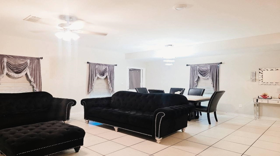 2214 Durazno Ct., laredo, Texas 78046, 4 Bedrooms Bedrooms, 6 Rooms Rooms,2 BathroomsBathrooms,Residential,For Sale,2214 Durazno Ct.,20261778