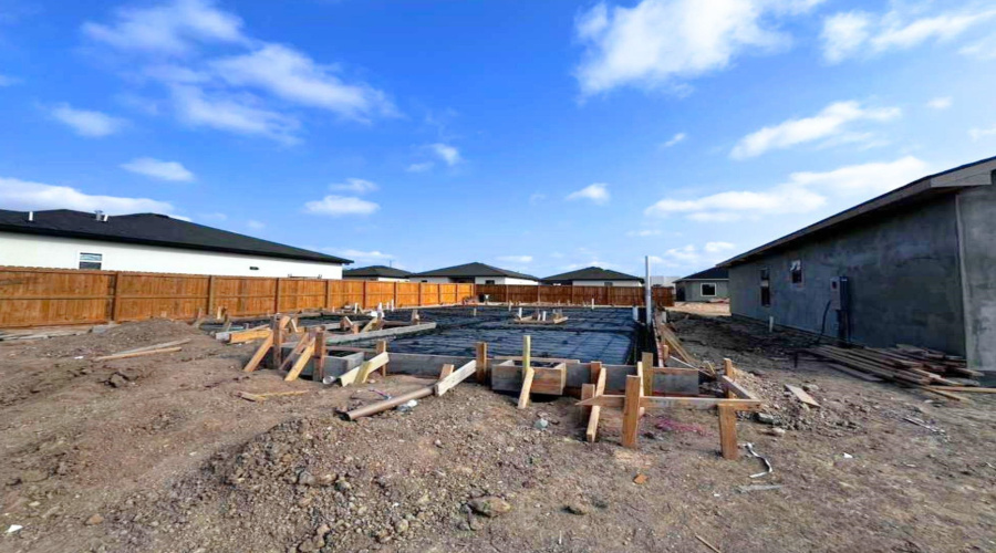 2920 Earthhaven Dr., LAREDO, Texas 78046, 3 Bedrooms Bedrooms, 5 Rooms Rooms,2 BathroomsBathrooms,Residential,For Sale,2920 Earthhaven Dr.,20261779