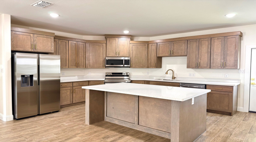 1405 Eagles LN, LAREDO, Texas 78045, 3 Bedrooms Bedrooms, 5 Rooms Rooms,2 BathroomsBathrooms,Residential,For Rent,1405 Eagles LN,20261781